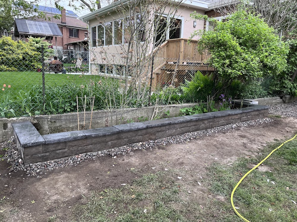 Hostus Landscaping Ltd